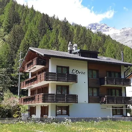 Free Cable Car & Bus In The Summer Haus L'oree