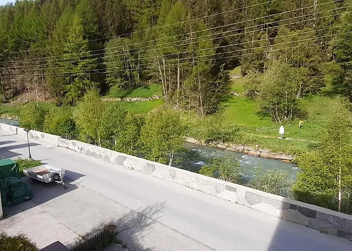 Free Bus Winter Haus Loree * Saas-Grund